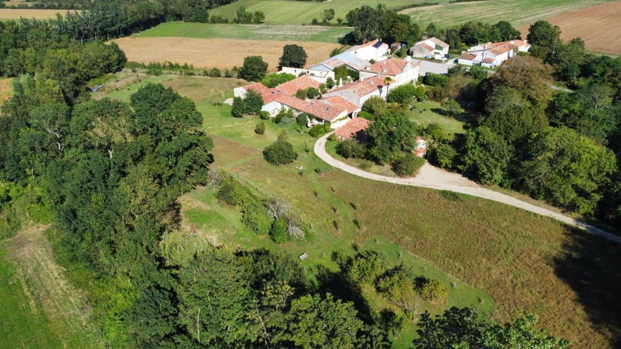 Borderies- Le Logis De L'Epiniere- Gite De Charme Villa Les Nouillers Eksteriør billede